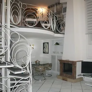  Apartment Al Foro