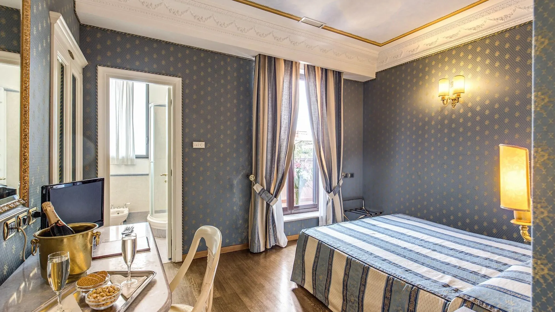 Hotel La Lumiere Di Piazza Di Spagna Rome
