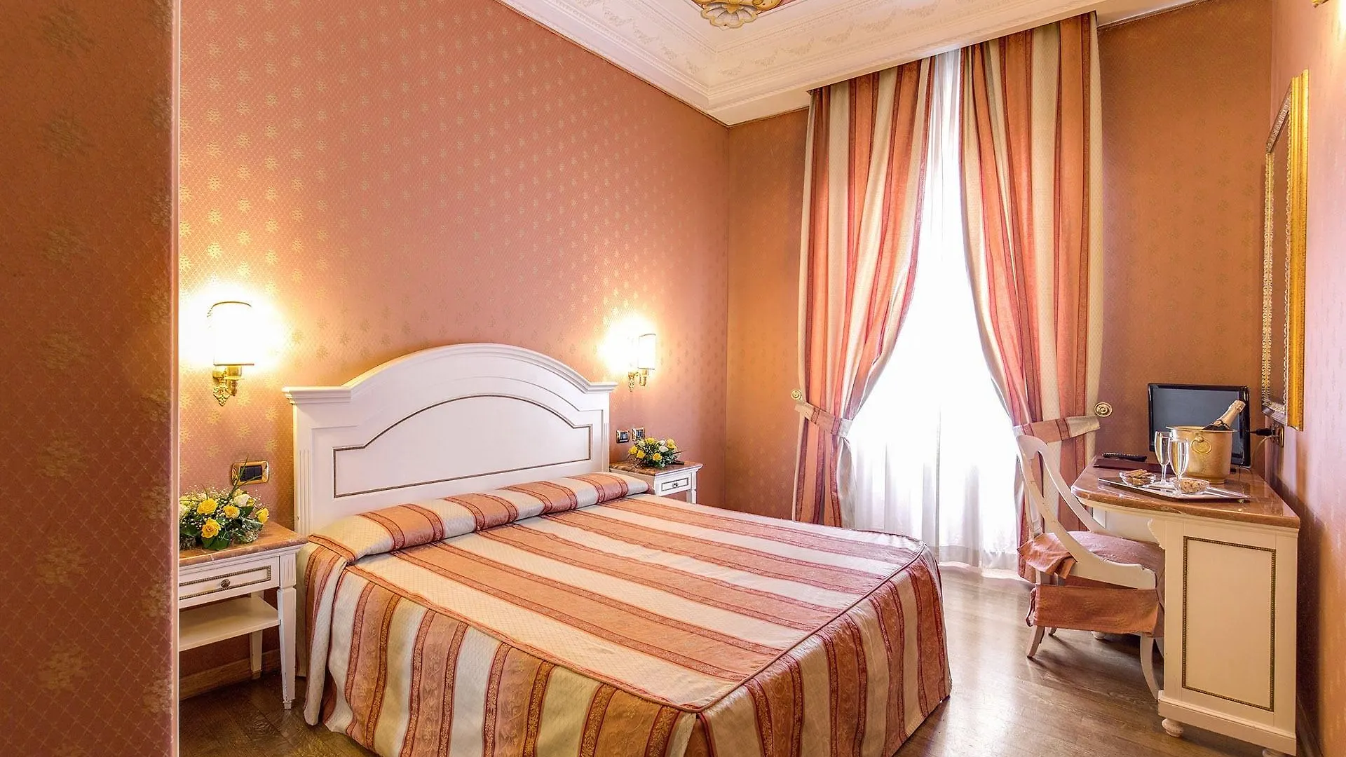 Hotel La Lumiere Di Piazza Di Spagna Rome Italy