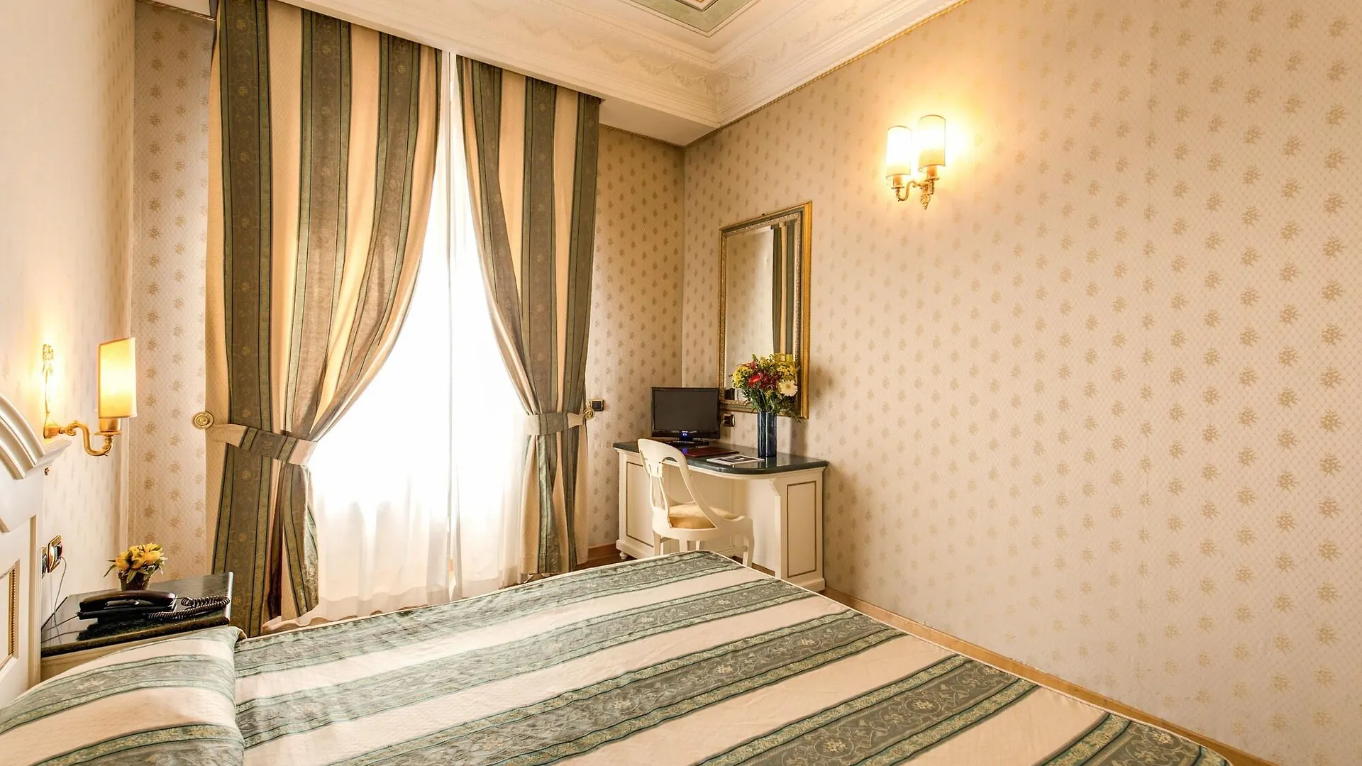 Hotel La Lumiere Di Piazza Di Spagna Rome