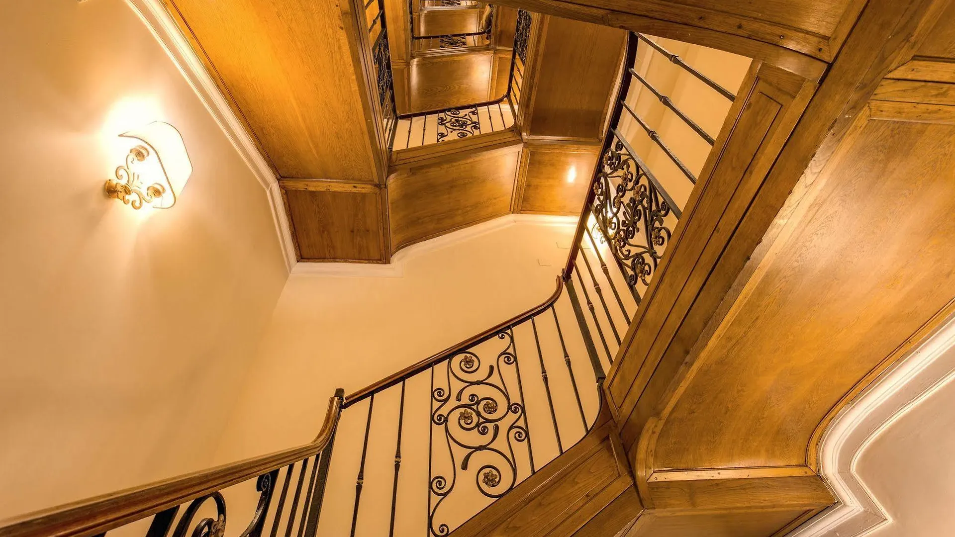 Hotel La Lumiere Di Piazza Di Spagna Rome