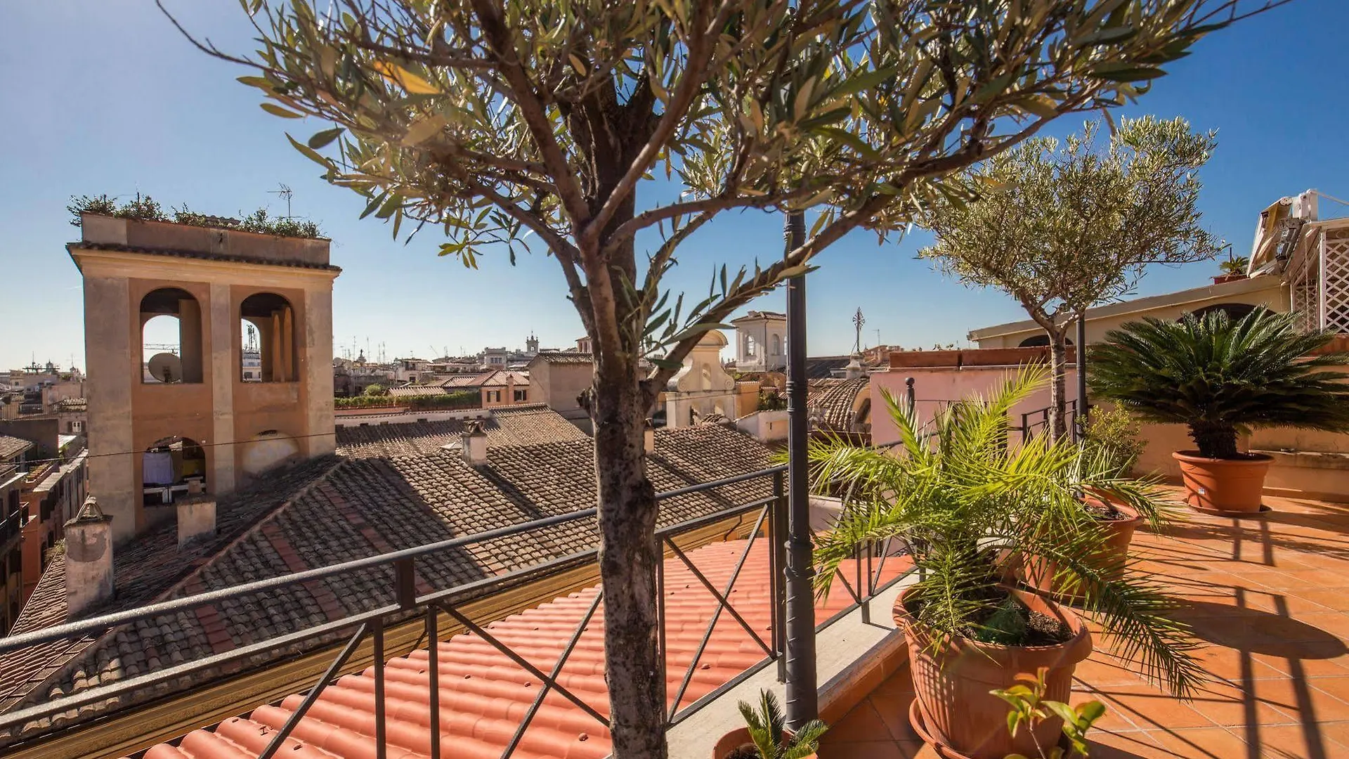 ***  Hotel La Lumiere Di Piazza Di Spagna Rome Italy