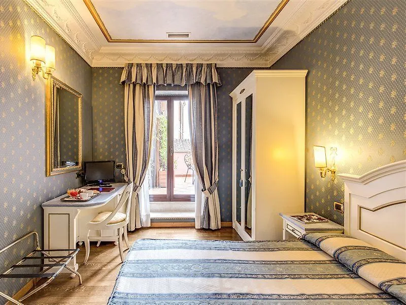 ***  Hotel La Lumiere Di Piazza Di Spagna Rome Italy