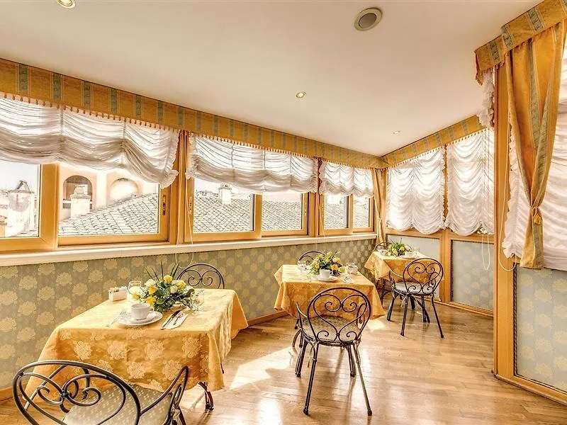 Hotel La Lumiere Di Piazza Di Spagna Rome